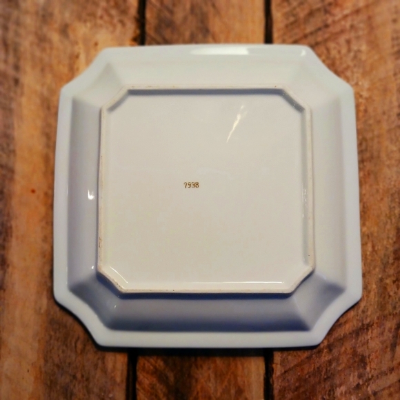 Japanese Porcelain Decorative Plate Vintage - Picture 4 of 4